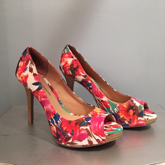 Christian Siriano Shoes - Christian Siriano 4 1/2” heels size 9 1/2. NWT